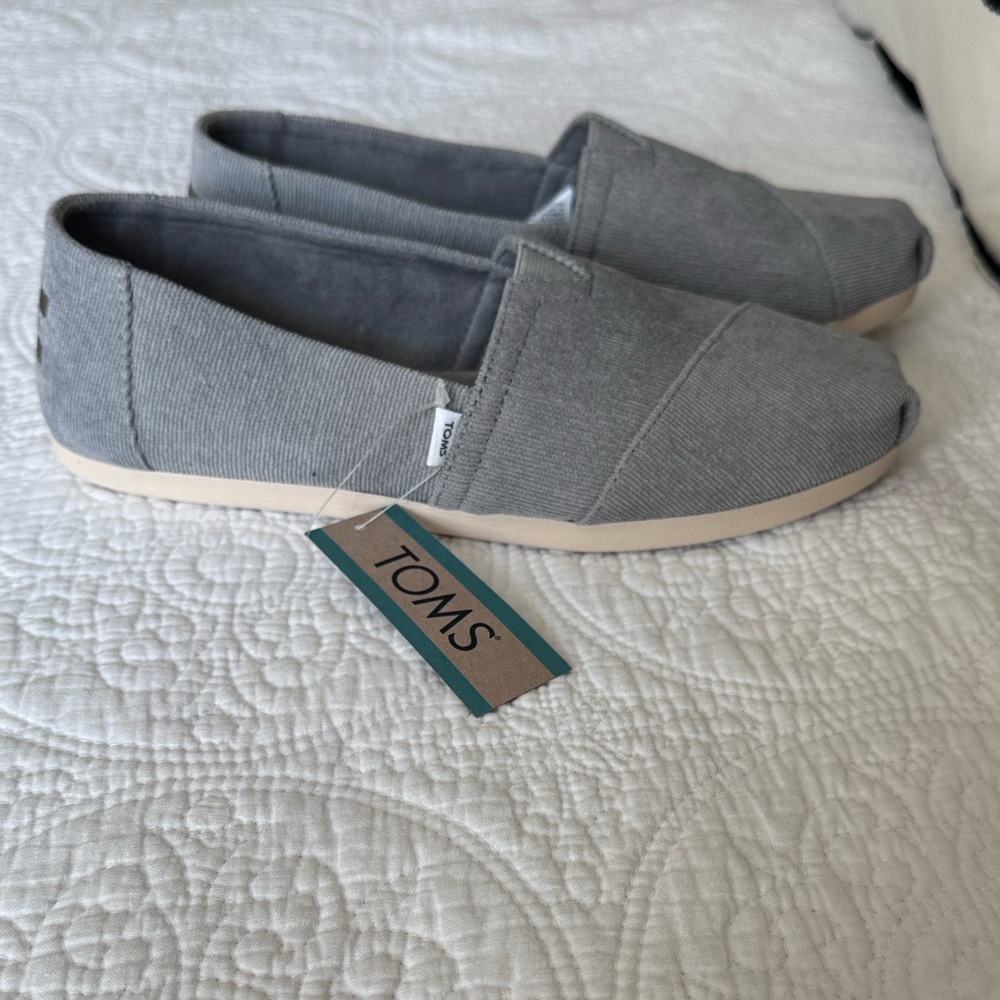 TOMS Classic Alpargata Slip-Ons Women's Size 7 - NWT